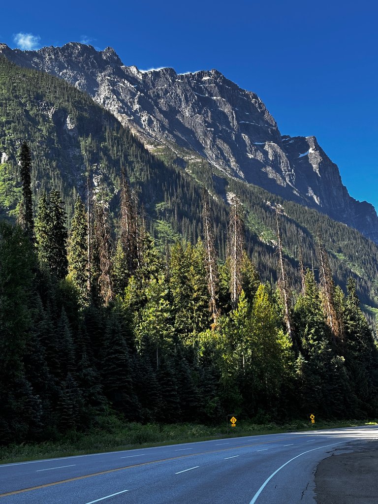 Narrow mountain